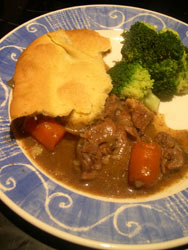 slow cooked staek and kidney pie
