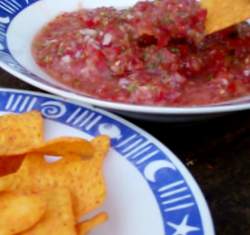 fresh tomato salsa made from leftover sliced tomatoes