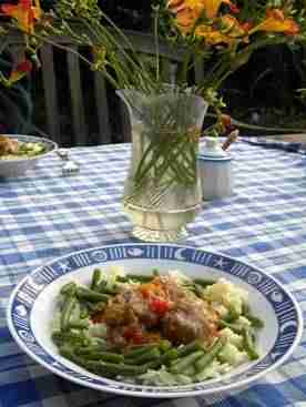 Photo: Pork meatballs in a delicate sweet and sour sauce