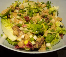 Photo: Warm chicken liver salad